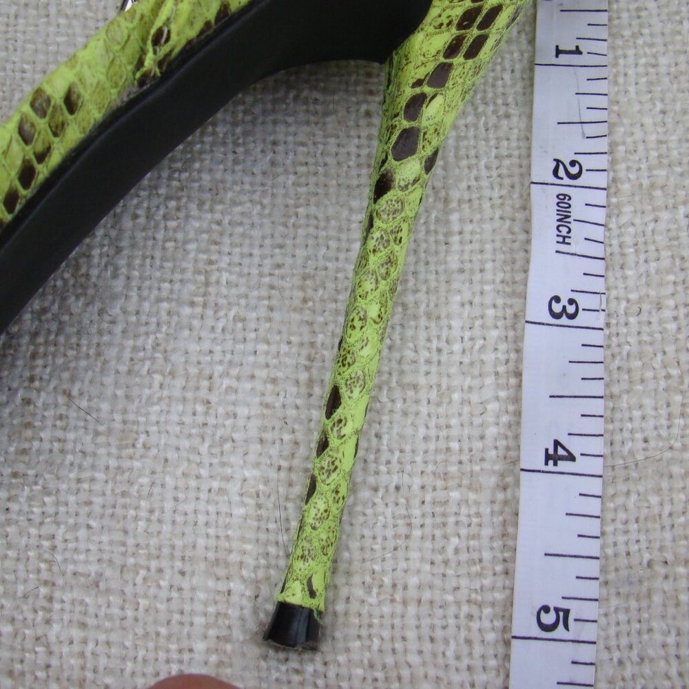 Cape Robbin Invade neon green snake wrap around peep toe high heels, S 8 - Picture 8 of 9